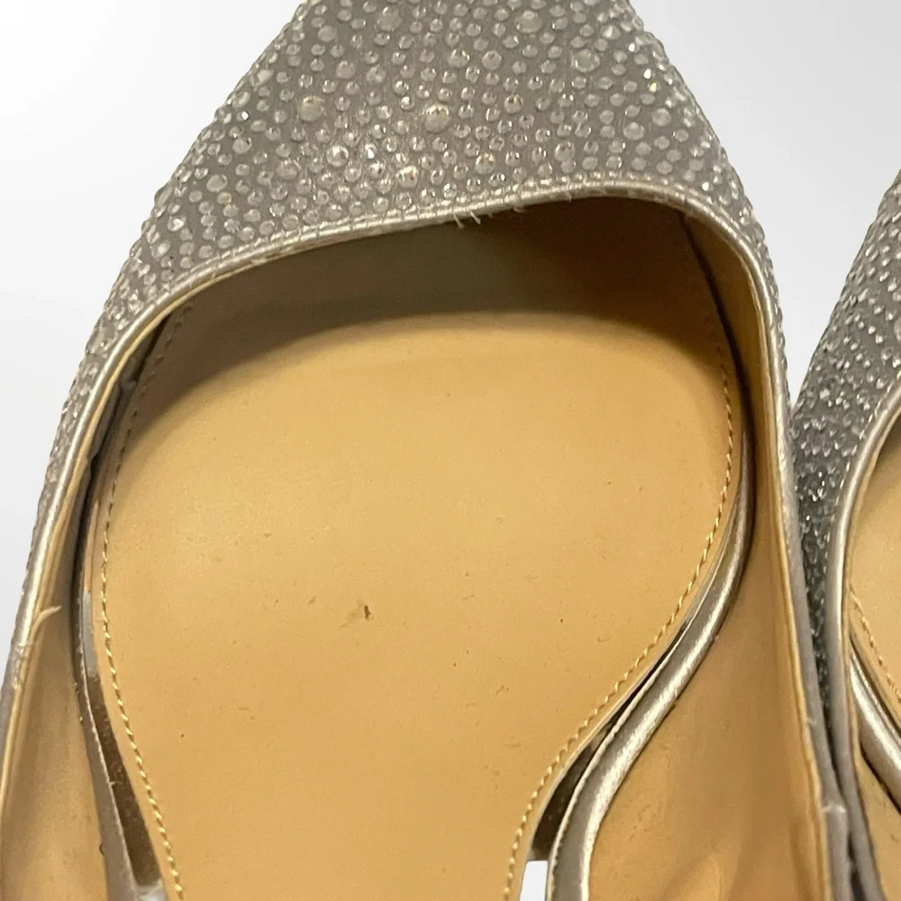 Badgley Mischka  Rhinestone Pointed-Toe Pumps in size 11 - Picture 8 of 9